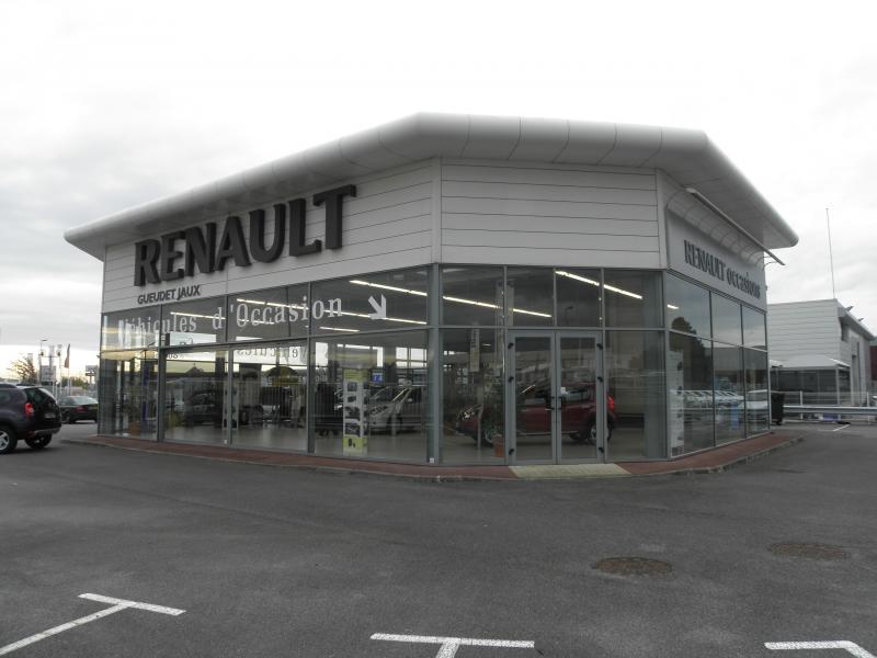 Renault entrée n°3.jpg